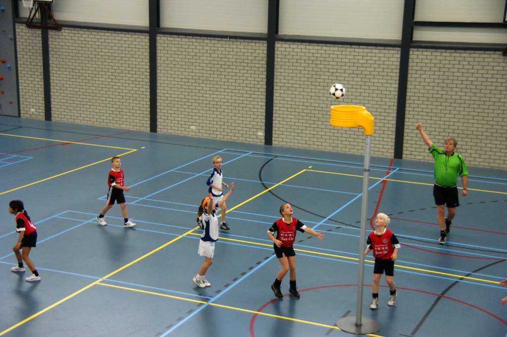 Korfbal E1  4 december-25.JPG